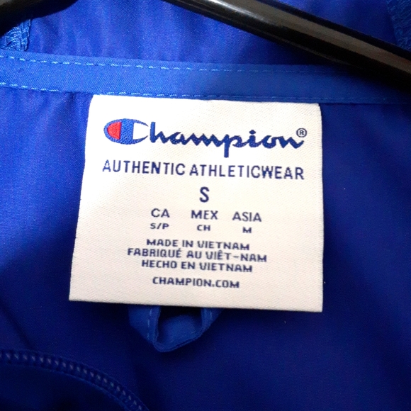 Champion - Packable Jacket, Script Logo Blue - Picture 4 of 4